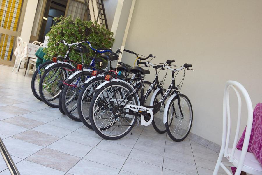 Hotel Pigalle Riccione Eksteriør bilde